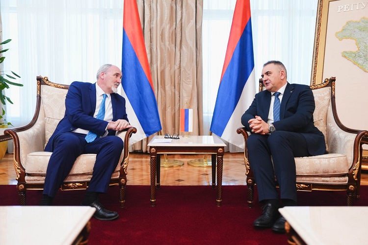 Meeting between the Prime Minister of Republic of Srpska and the Ambassador of Switzerland to BiH