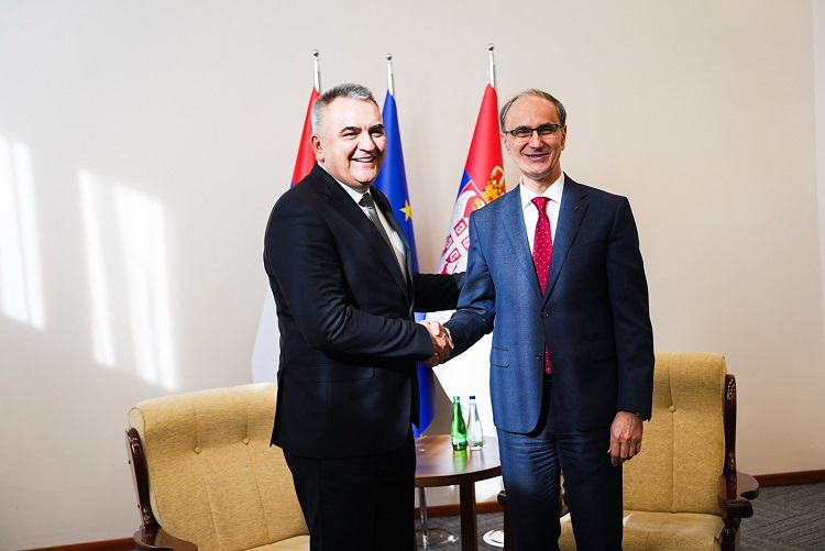 Republic of Srpska and Serbia shall renovate the narrow gauge railway line Višegrad - Mokra Gora