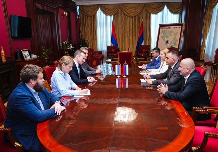Prime Minister Minić speaks with Delegation of Nizhny Novgorod region about cooperation in several areas