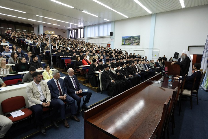 Minister Mastilović attended the sermon of His Holiness Serbian Patriarch Porfirije at the Faculty of Law of the University