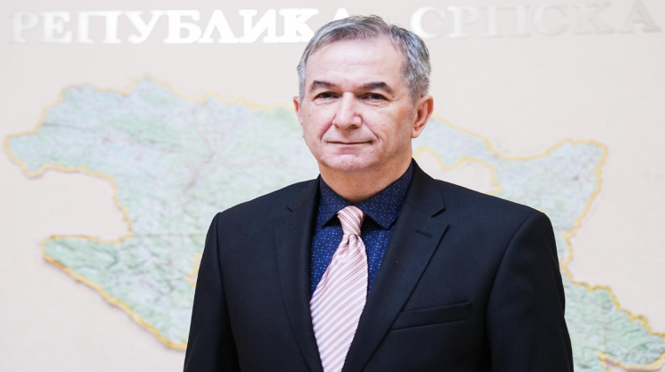 Пуховац: Нема одлагања одлуке о ограничењу маржи