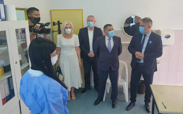 Вакцинација најбољи начин за контролу пандемије