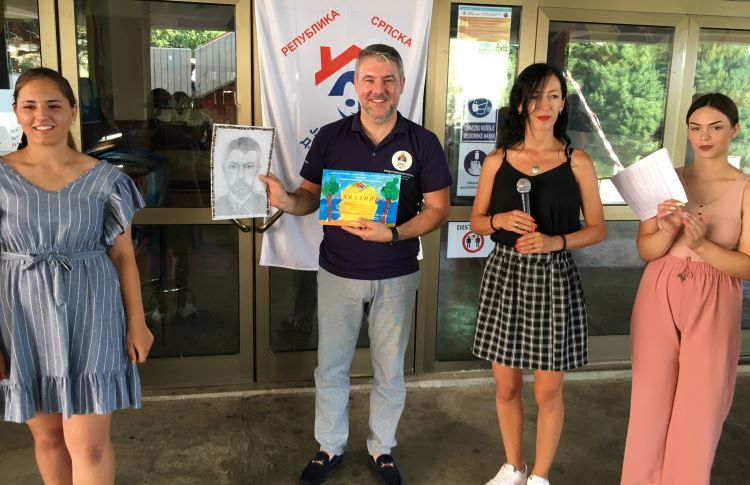 Пројекат социјализације поново се реализује, дјецу у Бечићима посјетио министар Шеранић