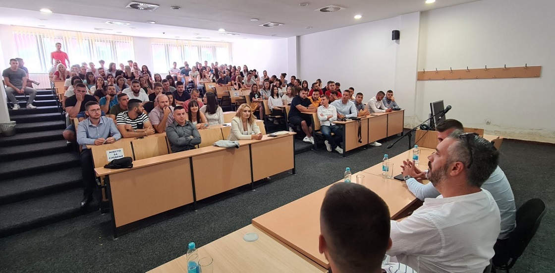 Наставља се стипендирање студената дефицитарних занимања 