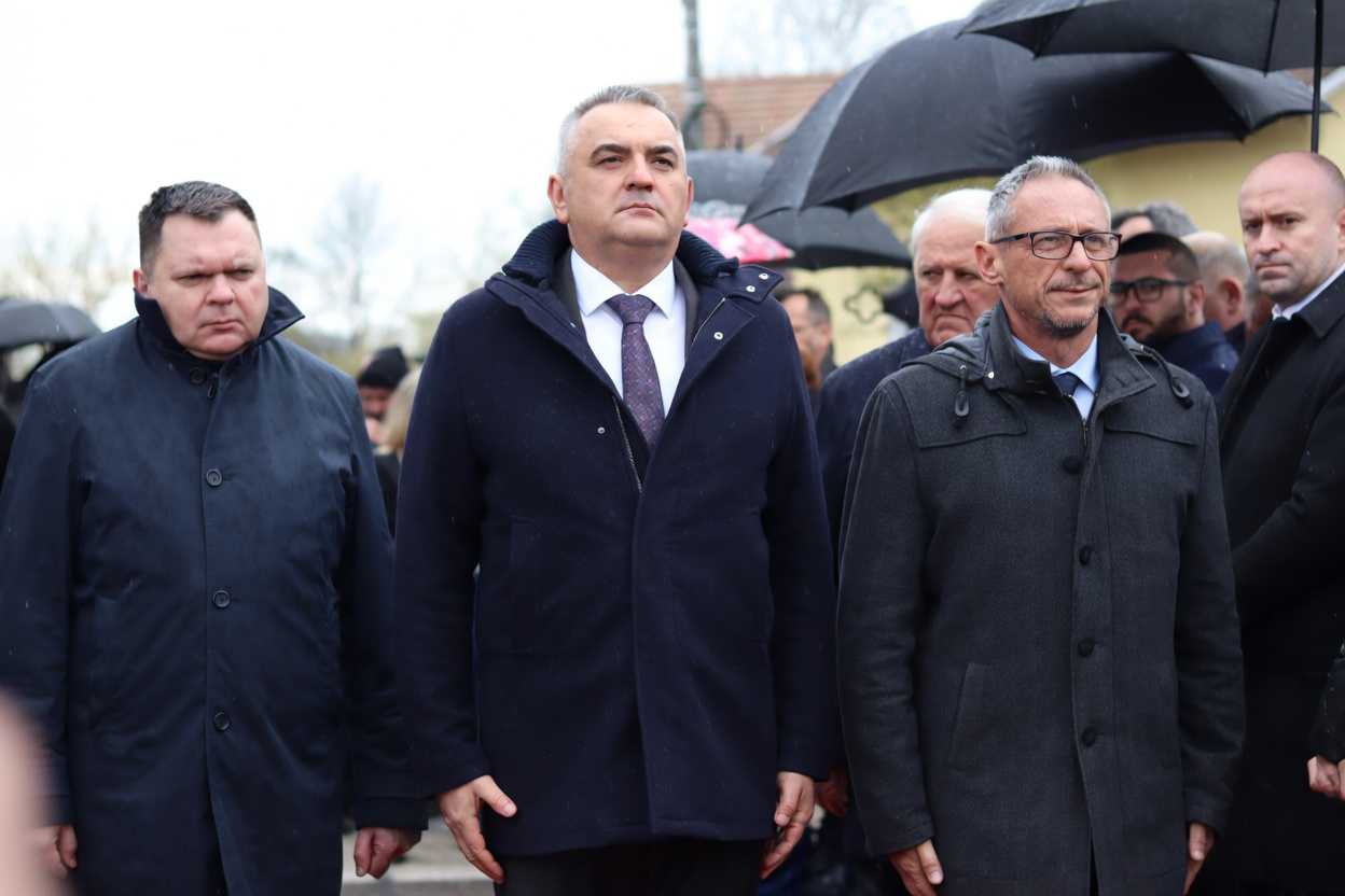 Сјећање на жртве Сијековца: Остојић поручио да се страдање не смије заборавити