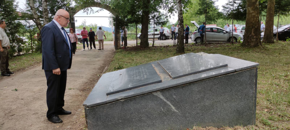 Милуновић: Непримјерено стање у којем је споменик на Шушњару