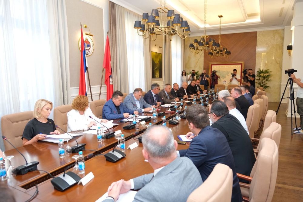 Остојић: Сви путеви у суботу треба да воде у Братунац -не смијемо заборавити страдање српског народа