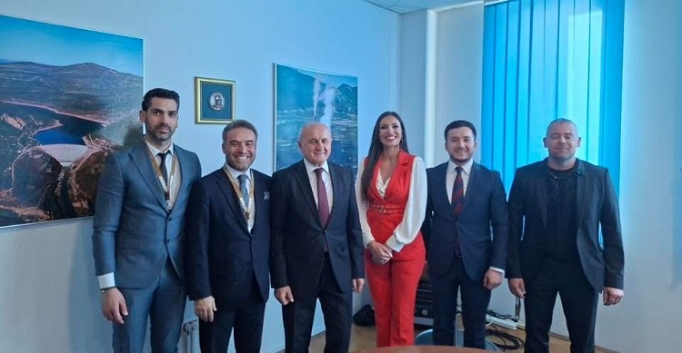 Министар Ђокић са представницима компаније YEO