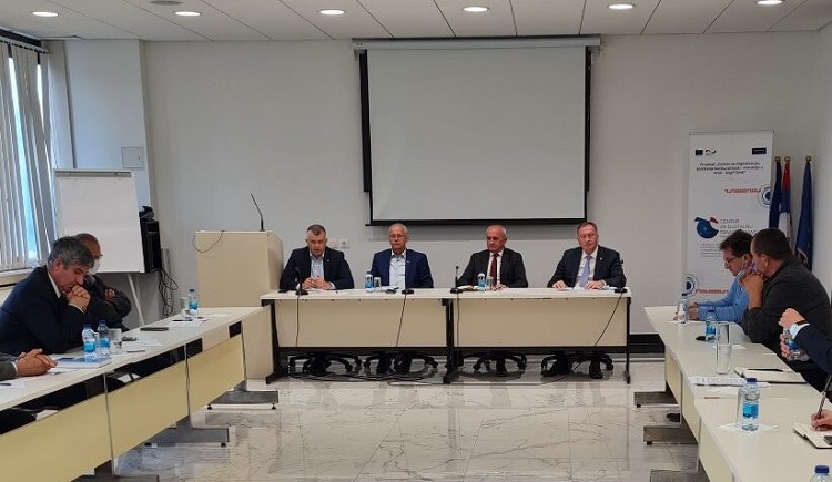 Министар Ђокић са представницима Групације за промет нафте и нафтних деривата