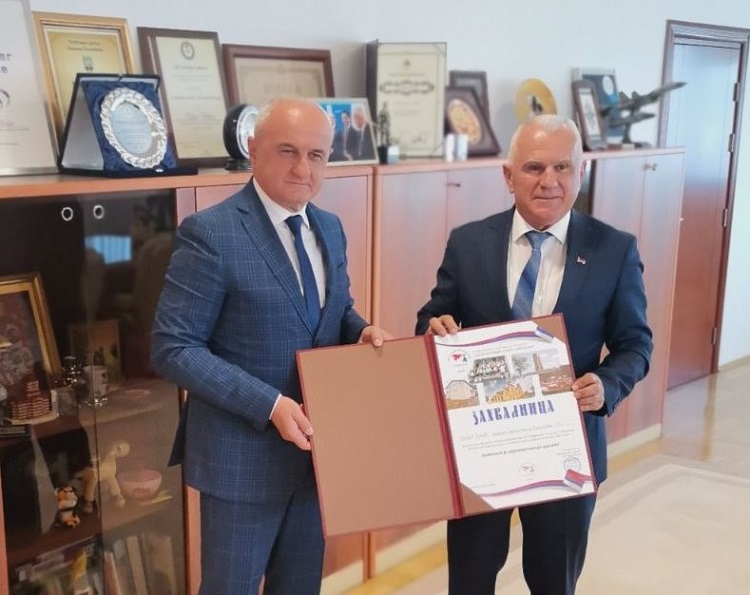 Министру Ђокићу “Хумано срце Српске” за помоћ Србима на Косову