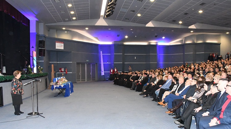 На Светосавској академији у Градишци уручене награде истакнутим просвјетним радницима