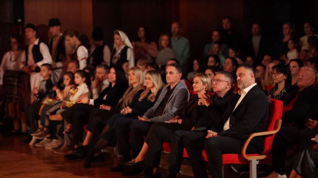 Уз „Кораке посавских предака“ прослављен Васкрс