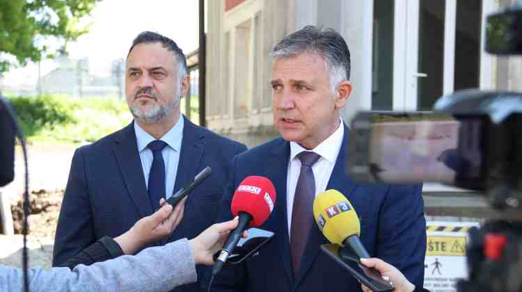 Значајни инфраструктурни пројекти у основним школама у Дервенти