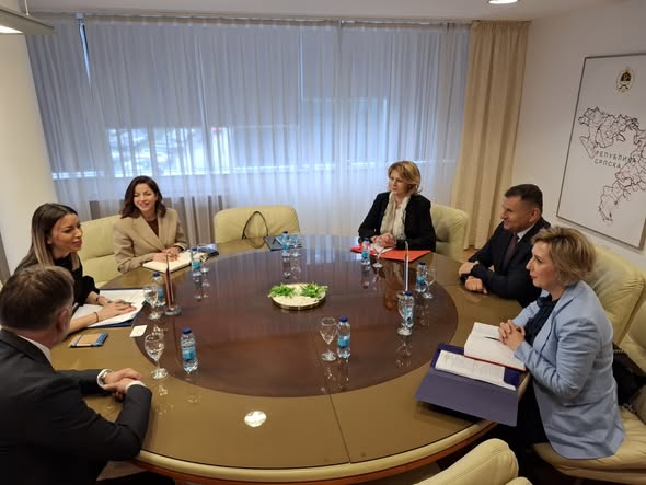 Министар Бубић са министром Месаревић