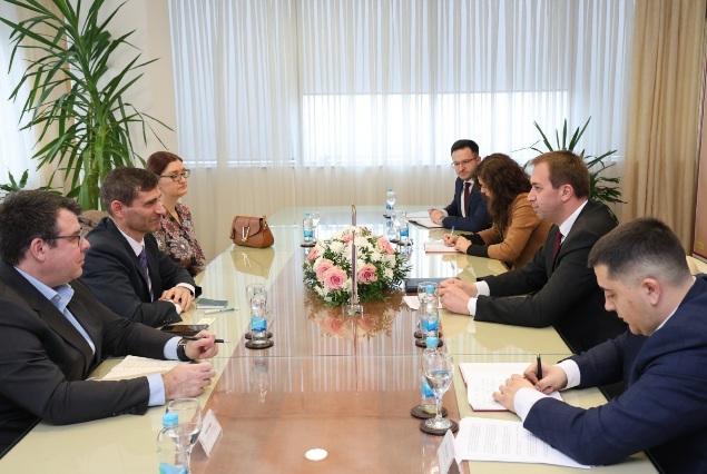 Министар Селак разговарао са представницима Амбасаде САД о институционалној сарадњи