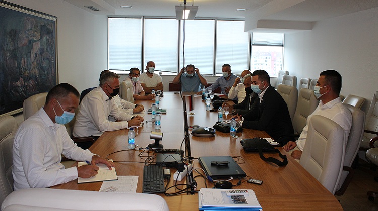 Министар Пашалић разговарао с дрвопређивачима из Фоче