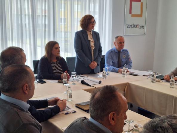  У Козарској Дубици одржана завршна обука у области комуналне полиције 