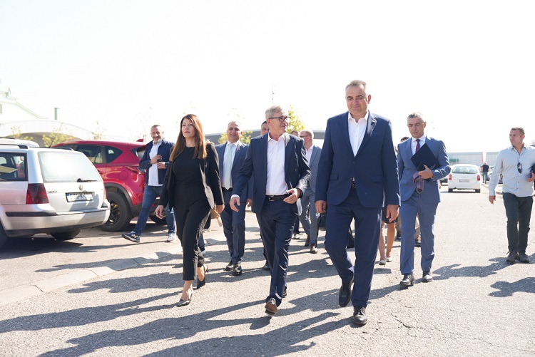 Предсједник Владе Републике Српске на сајму у Бијељини: Узлазни трендови у аграру у цијелој Републици 