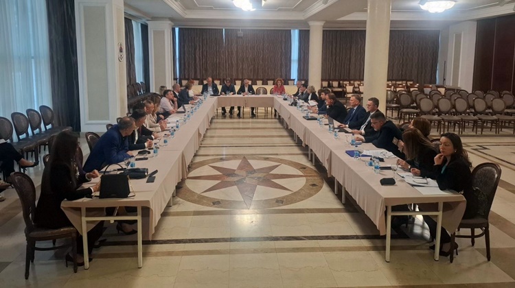 Савјет за развој Републике Српске: Oдржан 10. округли сто на тему „Тржиште капитала и финансијски системи“