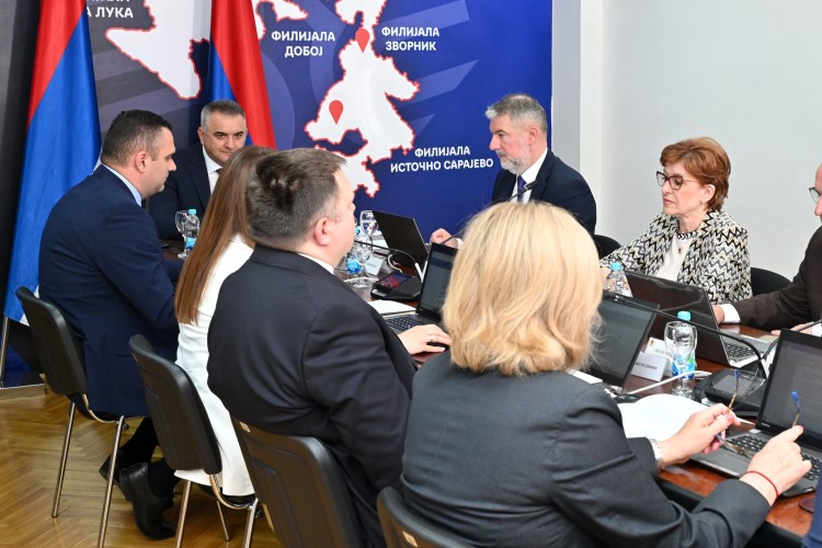 Влада Републике Српске одржала 13. сједницу: Утврђен Приједлог Закона о допунама Закона о социјалној заштити, подржано више инфраструктурних пројеката