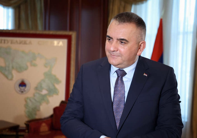 Премијер Саво Минић за “ЕуроБлиц”: Поскупљења је лако објаснити, а тешко спријечити