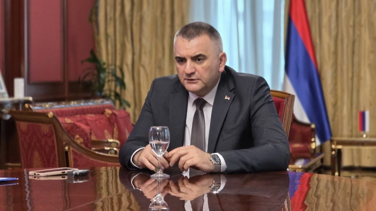 Премијер Минић: Настављамо подршку слободи медија и одговорном извјештавању